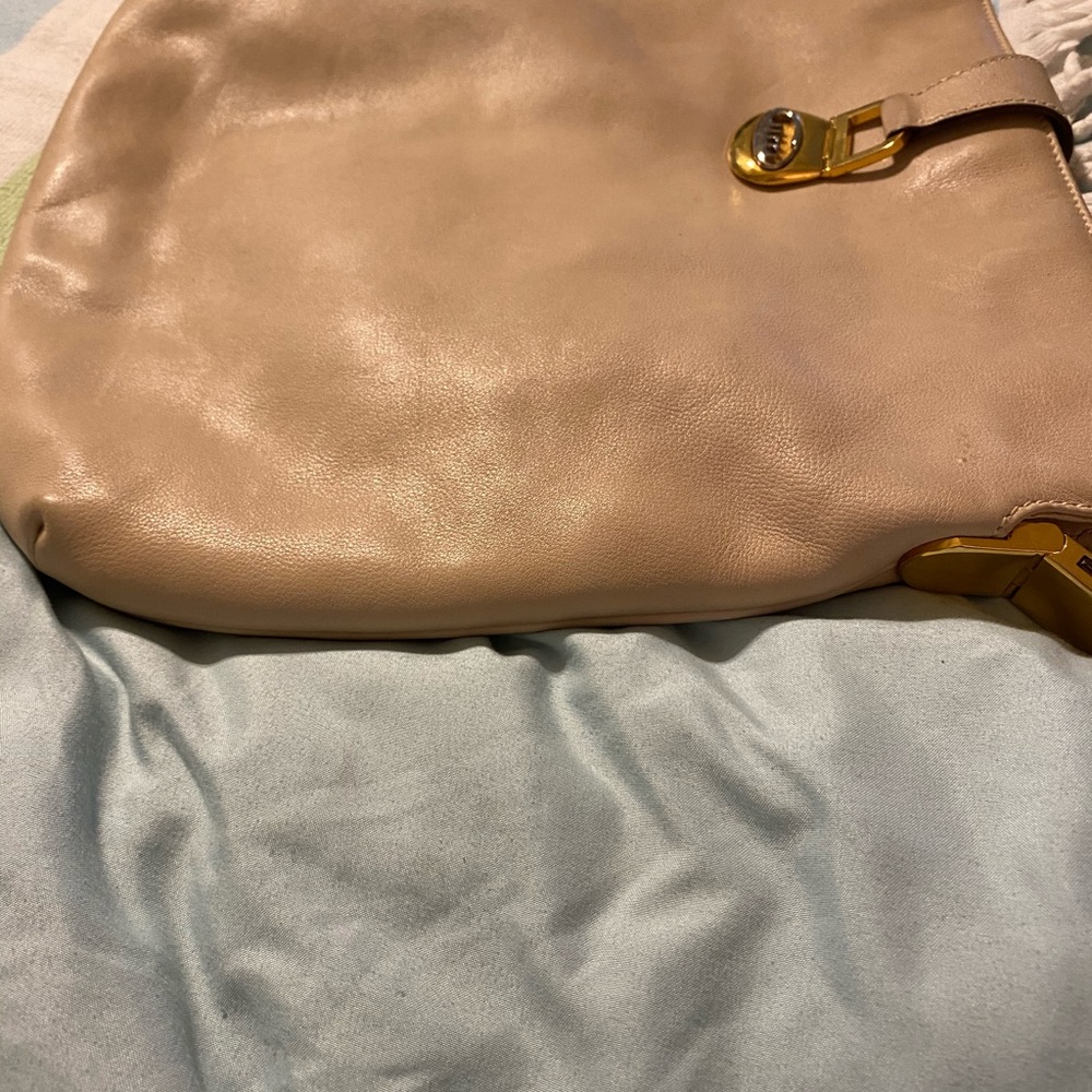 Selling my Gucci, she is still great looking - Picture 2 of 5